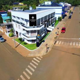 Vyalle Hotel, hotel i Machadinho