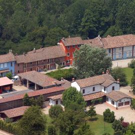 Agriturismo Cascina Caremma, hotel en Besate