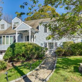 2 Mi to NYC Train: WFH-Friendly Greenwich Apt!, hotell Greenwichis