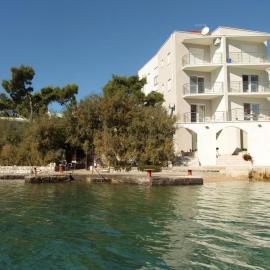 Apartment At the sea