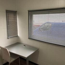 Drive inn Room&Shower, hotel u gradu Riga