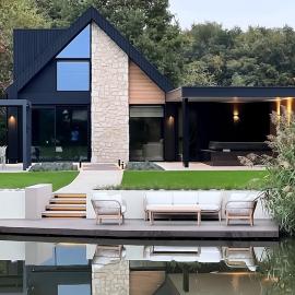 Villa Liferla - Wellness met sauna en jacuzzi, hotell i Zeewolde
