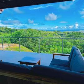 Casa Colibri Tropical Ocean View 5 min to Beach