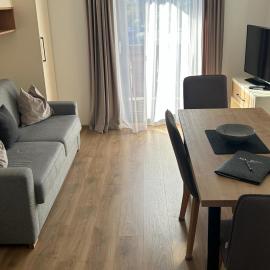 Nice apartment in Jochberg with ski-in, out、ヨッホベルクのホテル
