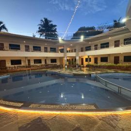 Ocean White Sands Resort & Spa, hotell i Varca