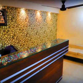 Hotel Krishna Gorakhpur، فندق في جوراكبور