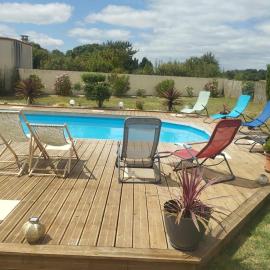 maison de vacances de 16 a 22 personnes, viešbutis mieste Gémozac