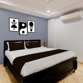 Super OYO Collection O Dr. NTR University Of Health Sciences Formerly Hotel V Elite, Hotel in Vijayawāda