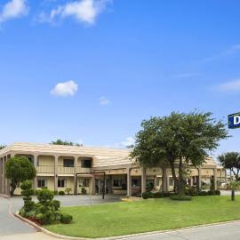 Days Inn by Wyndham Dallas Irving, hotel in Irving