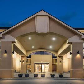 Days Inn & Suites by Wyndham Cedar Rapids, hotel en Cedar Rapids