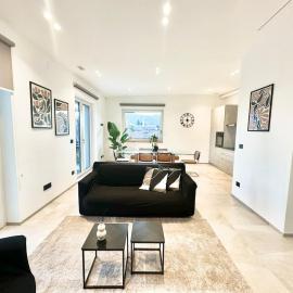 Attico in centro città con terrazza e parcheggio privato