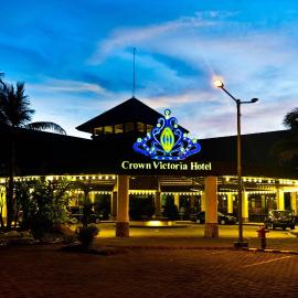 Crown Victoria Hotel Tulungagung, hotell i Tulungagung