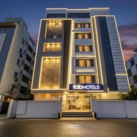 FabHotel Prime Veeraj Suites- Nr Skyview10, Lumbini Avenue, Gachibowli, hotel in Hyderabad