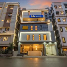 FabHotel Starhood - Manikonda, viešbutis mieste Gundipet
