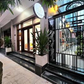 Aura Homestay, Hotel in Cửu Cảo