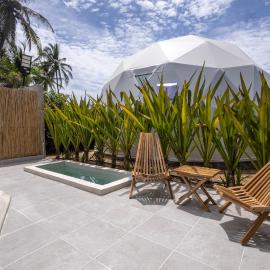 Mar de Barra Glamping, hotel u gradu Barra Vieja
