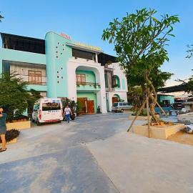 Thành Nghiêm Hotel Ninh Hòa、Ninh Hòaのホテル