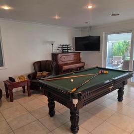 4 bed House next to Lake Richmond close to beach, hotel a Rockingham