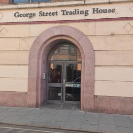 City Centre Lace Market Apartments - 2 Bedrooms Budget Apartment with 4 Beds and 2 Bathrooms and full Kitchen in George Street - close to Victoria Centre Shopping Centre and Nightlife
