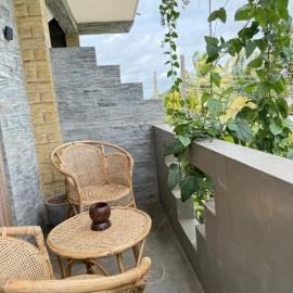 Olaia Apartments and Cafe
