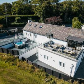 Stunning Abersoch Cottage by golf course & beach, hotel a Abersoch