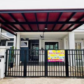 HidaIz Homestay Juasseh, hotel v destinaci Juasseh