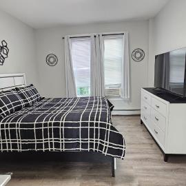 Room for rent in Apartment, hotel in Hartford