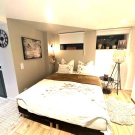 Elsass canal studio