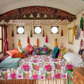 Orchard View Shepherds Hut, hotel u gradu Henfield
