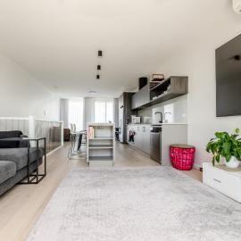 Seaside Bliss - 5 Minutes to Beach - Free Parking