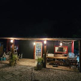 El patio de rosy