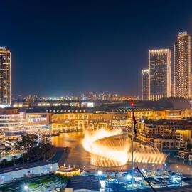 Luxury 1st Row Burj Khalifa and Fountain Views, Walk to Dubai Mall