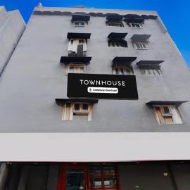 Super Townhouse Nagpur Junction Formerly Hotel Woodland