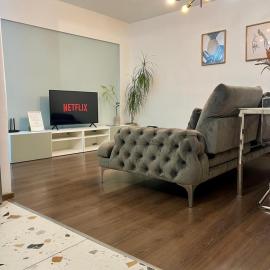 Old Town Cozy Apartment, khách sạn ở Târgovişte