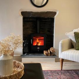 Poets Cottage Eglwys Fach