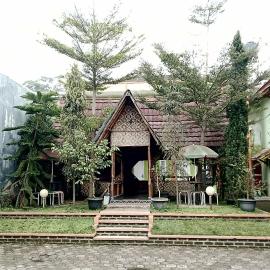 Puri Cikole Asri Guest House