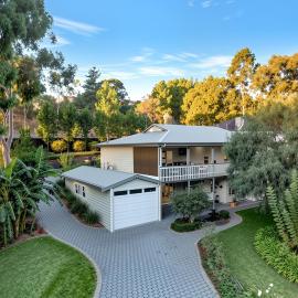 Luxury Resort Studio Apartment Retreat with Pool, Tennis & Alfresco, hotel in Eden Hills