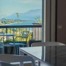 Sky Over Lake - Italian Homing