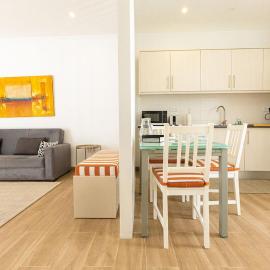 Modern 2BR House Near Tavira Castle