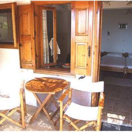 Lela's Kaptani Studio, hotel din Mithimna