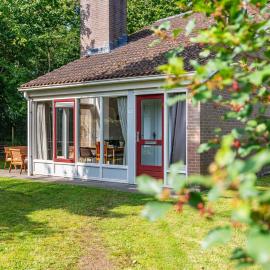 De Holenduif I Stijlvol en gerenoveerd vakantiehuis