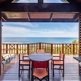Forest Cabin - Epic Ocean Views - Fireplace