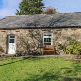 Granary Cottage, hotel in Walton East