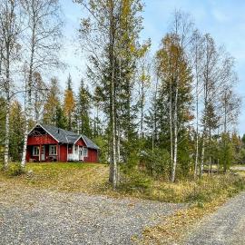 3 Bedroom Lovely Home In Torsby, hotel in Torsby