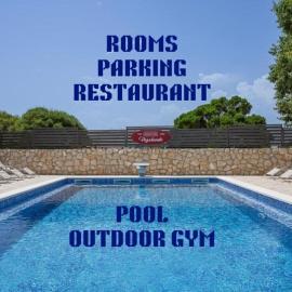BUDGET RESORT Vagabundo, khách sạn ở Novalja