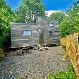 Tiny house chaleureuse en Matheysine, hotel a Saint-Jean-de-Vaux