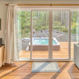 A-Frame of Mind - Secluded Escape Hot tub, hotel a Rhododendron