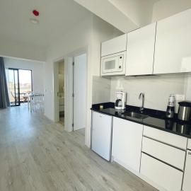 T1 Espaçoso e aconchegante no Medsal Residence, ξενοδοχείο σε Prainha