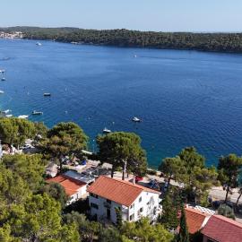 Apartments by the sea Mali Losinj (Losinj) - 3444