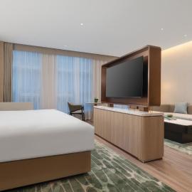 Holiday Inn Jinan Thousand Buddha Mountain by IHG, hôtel à Jinan